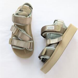 Suicoke Was-V Taupe/Blue Strappy Slide Logo Sandals in Moss Gray, size EU38/US6